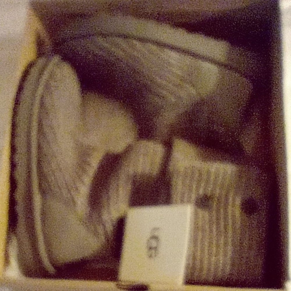 Brand new classic Cardy uggs